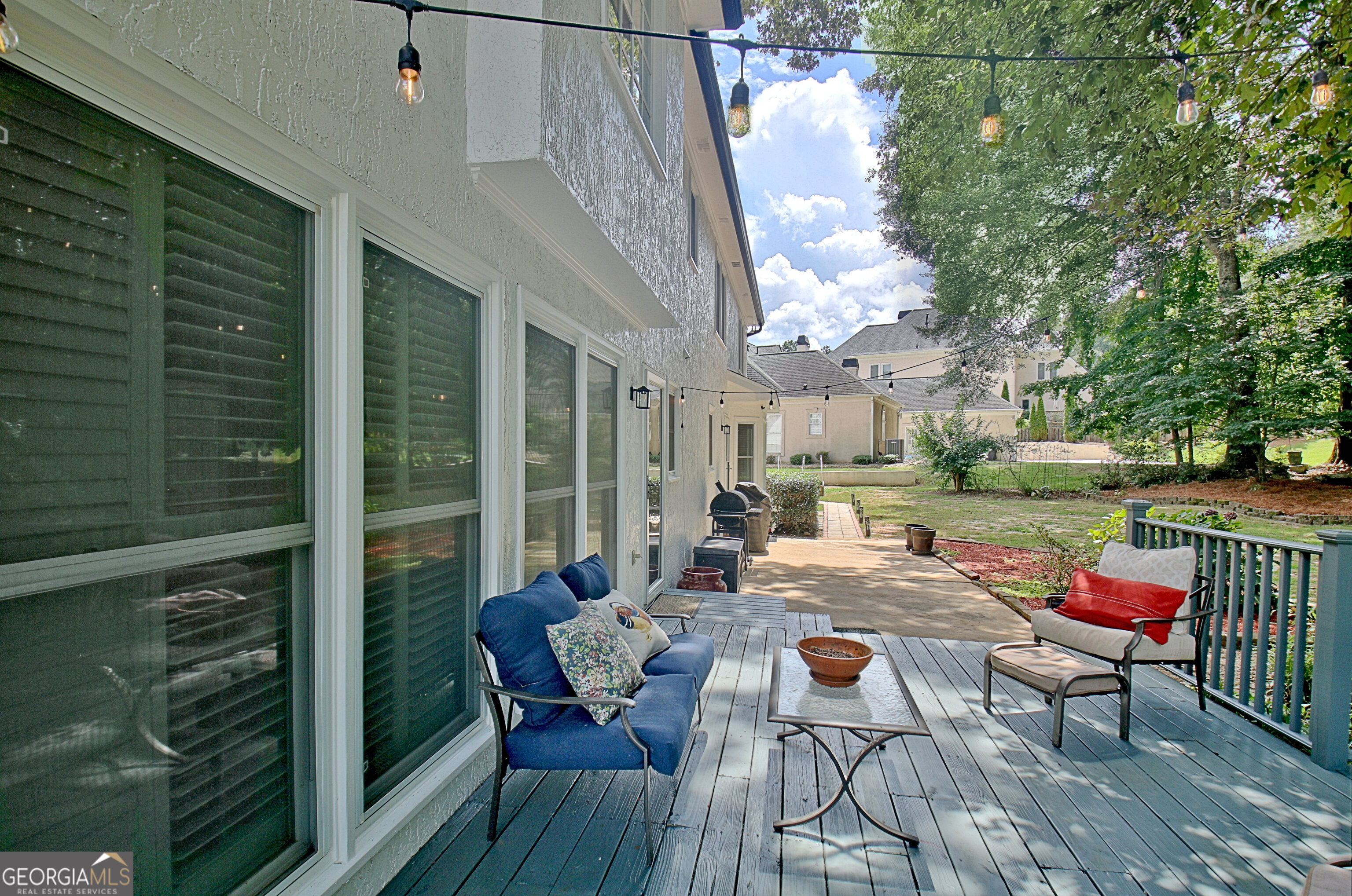 109 Sweetwater Oaks Property Photo 54