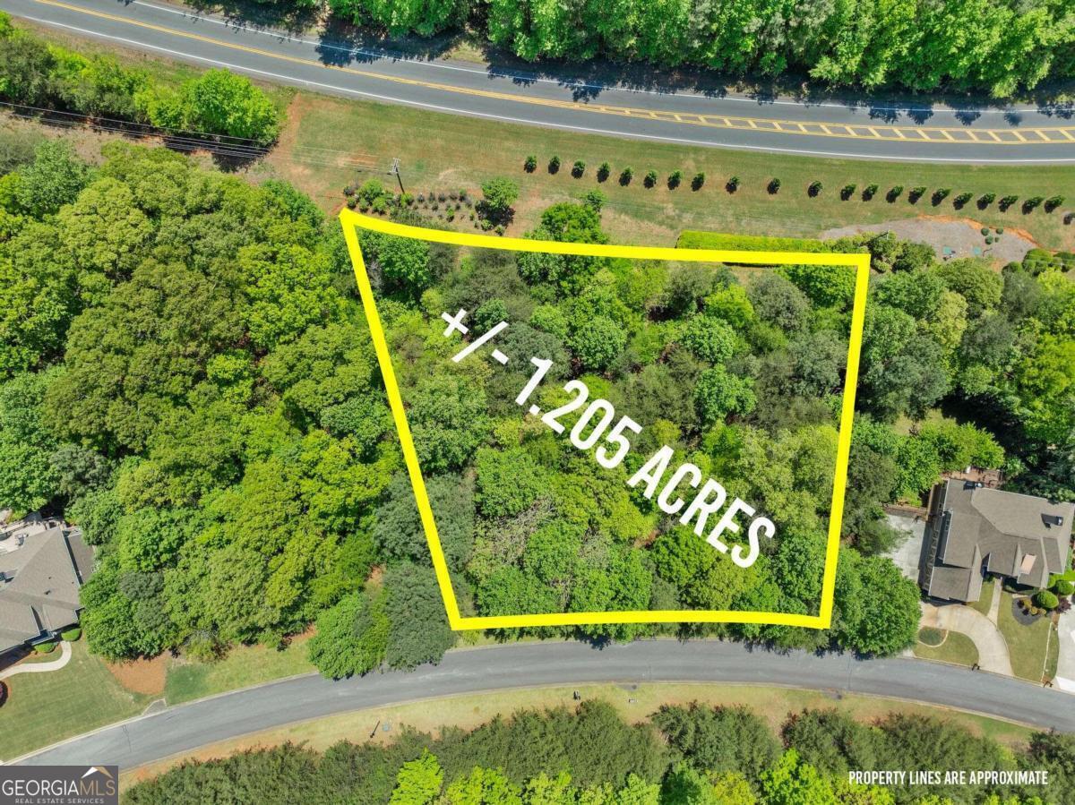3524 Lake Ridge Drive Property Photo 2