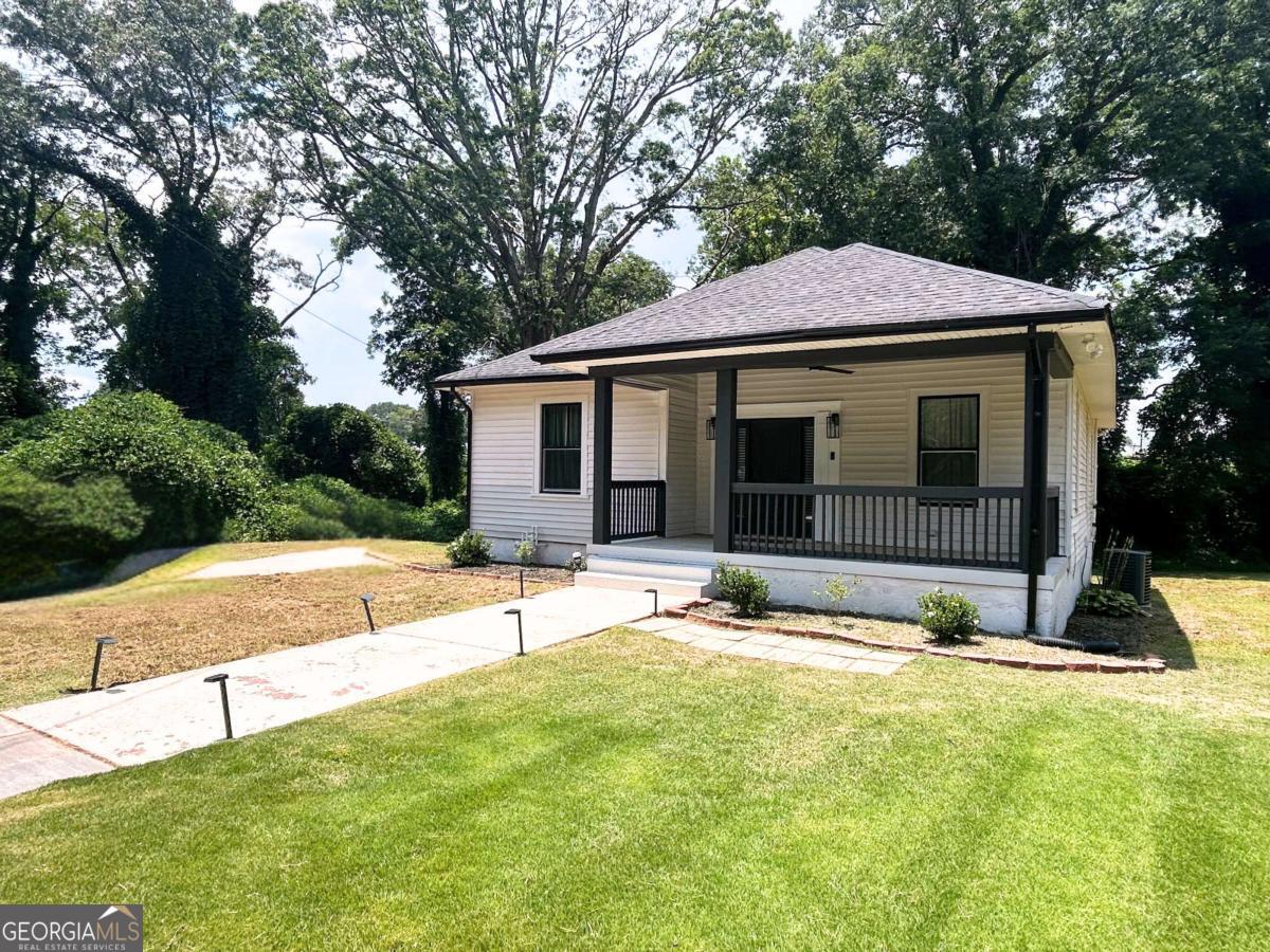 1701 Lanier Drive Sw Property Photo 1