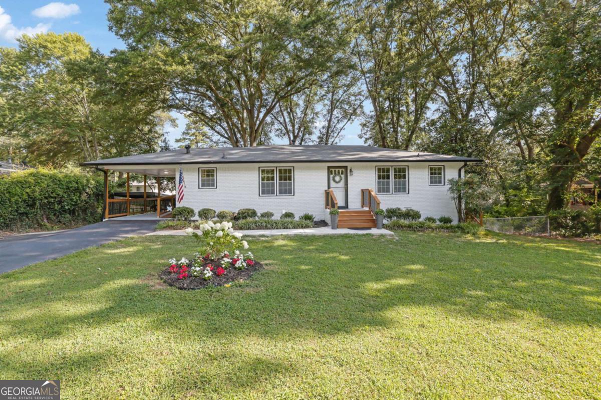 2483 Crockett Drive Se Property Photo 1