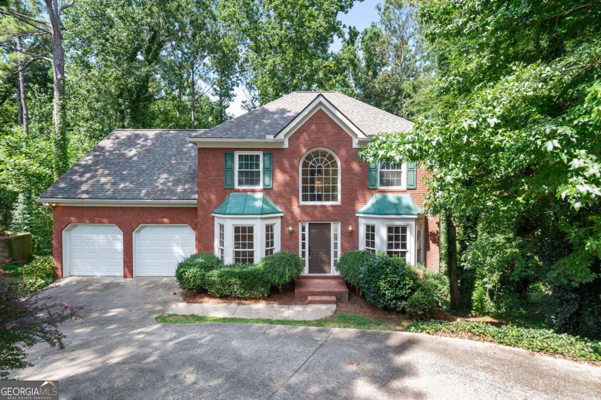 4848 Helga Way Ne Property Photo 1