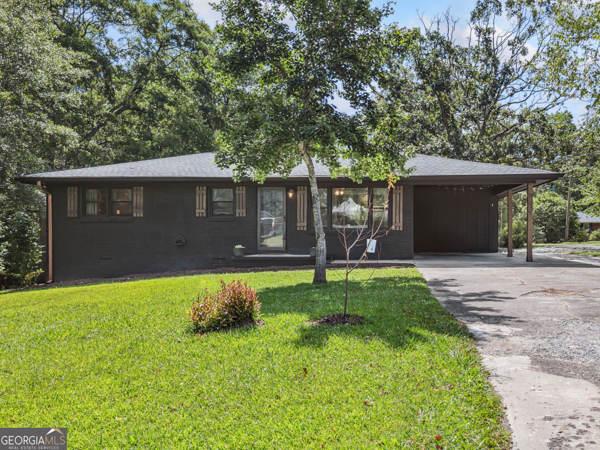 11 Don Drive Ne Property Photo 1