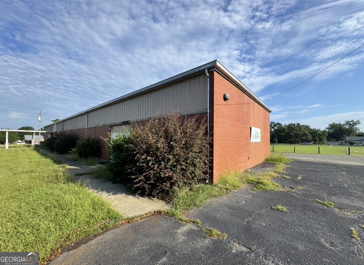 214 Hawkinsville Road Property Photo 1