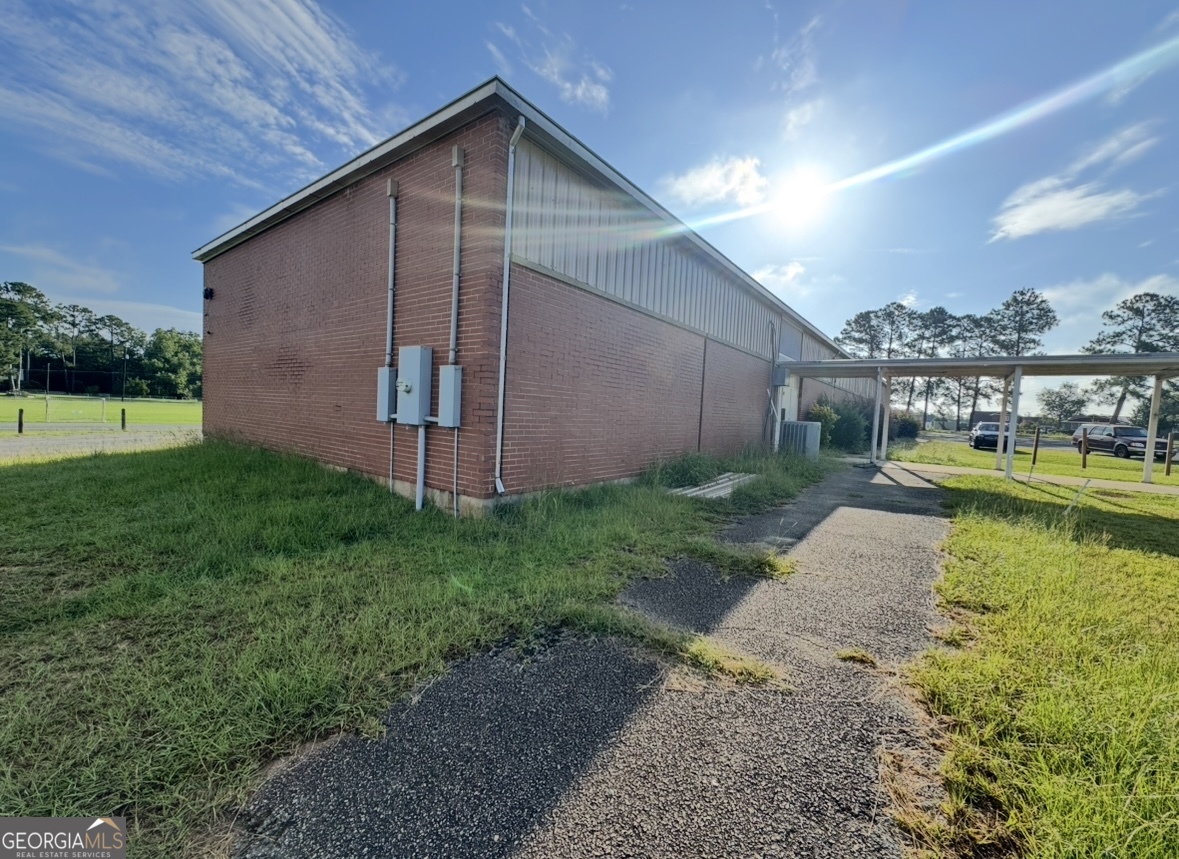214 Hawkinsville Road Property Photo 2
