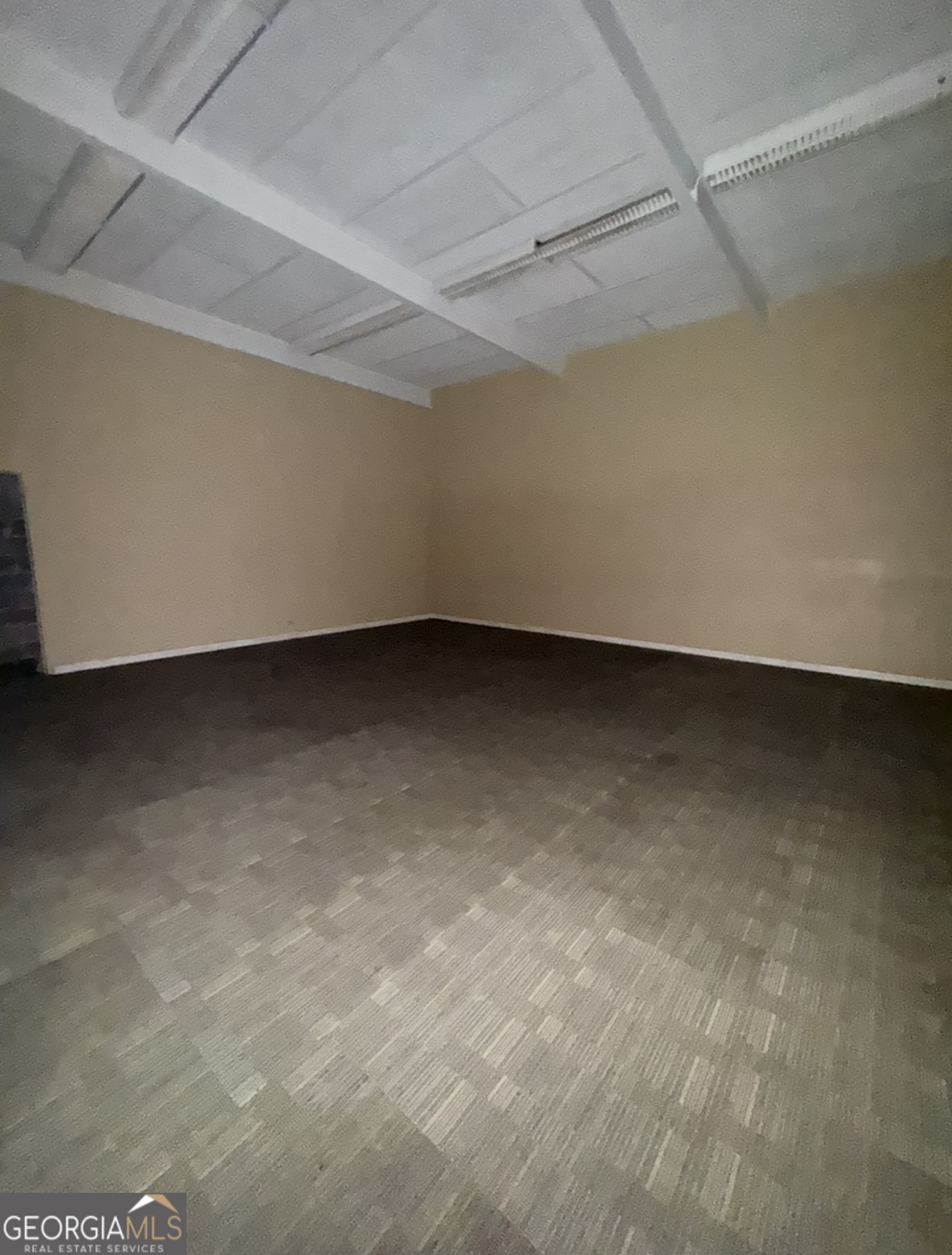 214 Hawkinsville Road Property Photo 5