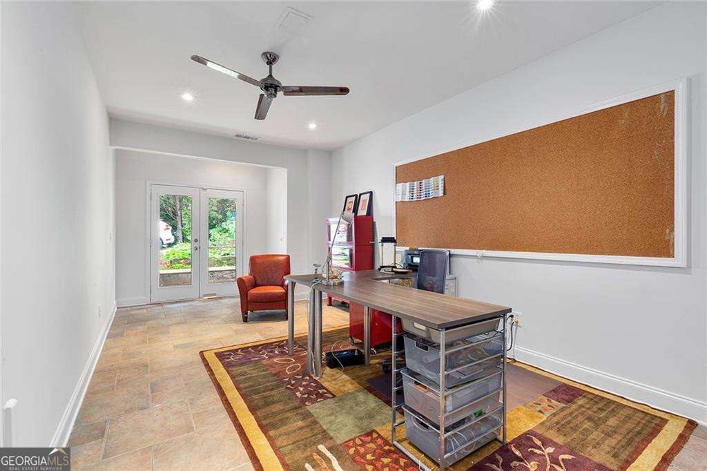 453 Carter Avenue Se Property Photo 24