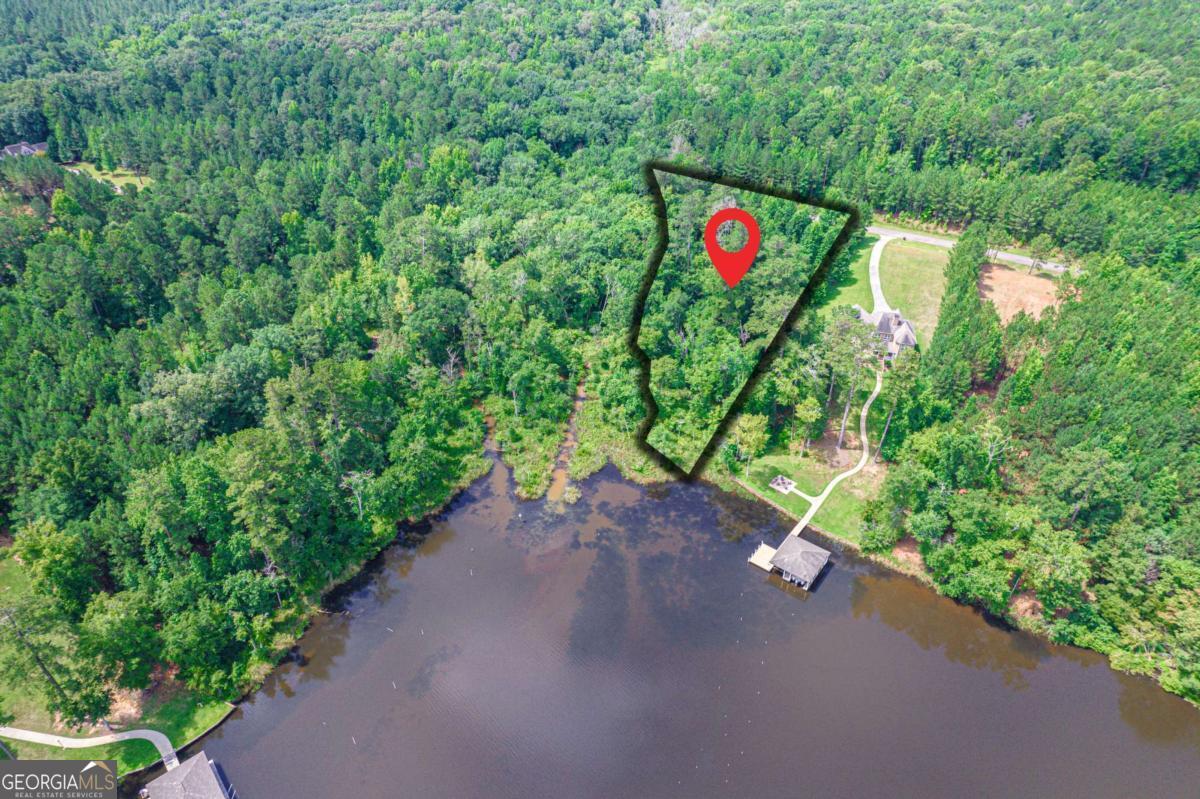 708 Nw Parham Road Property Photo 1