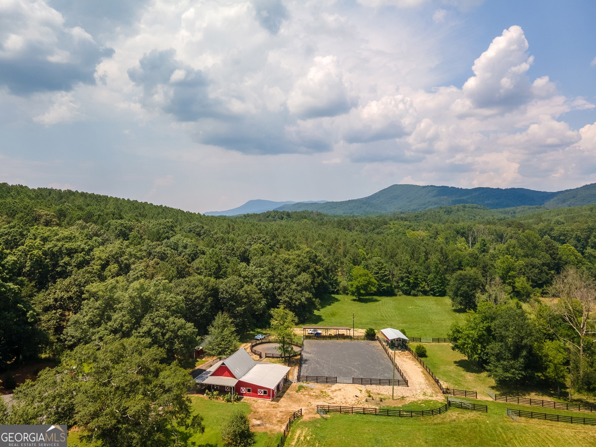 1213 Carters Road Property Photo 1