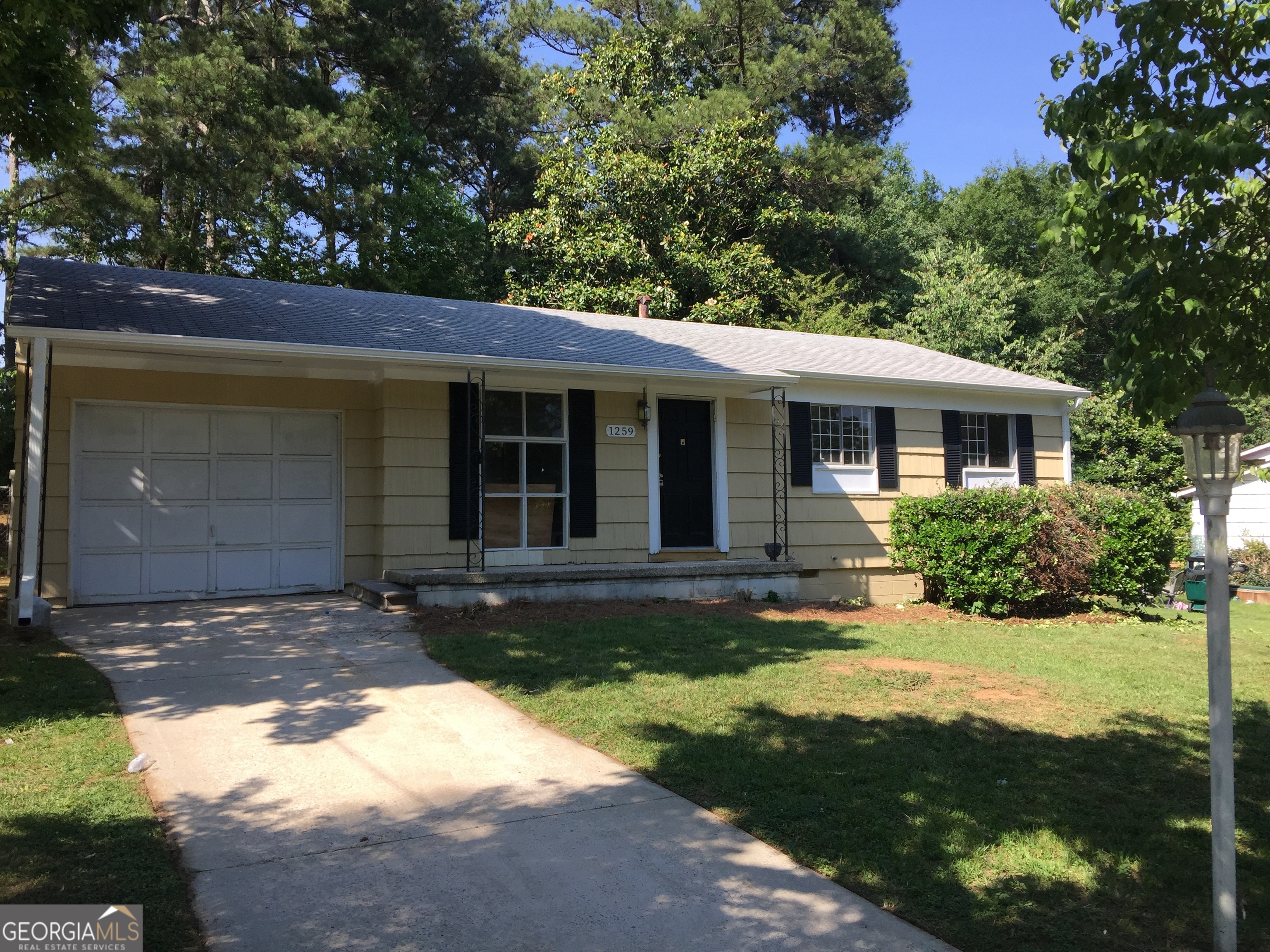 1259 Pineglen Drive Property Photo 1