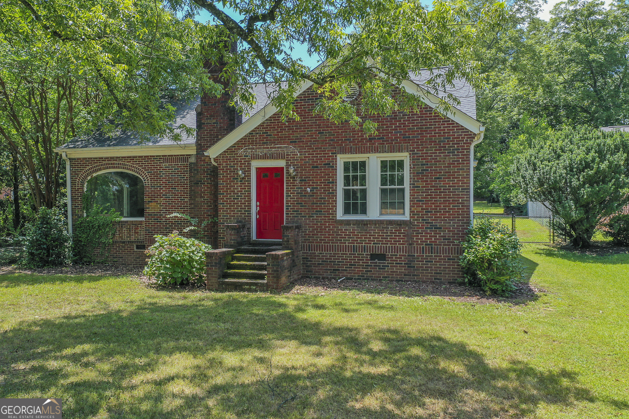 560 Athens Street Property Photo 1