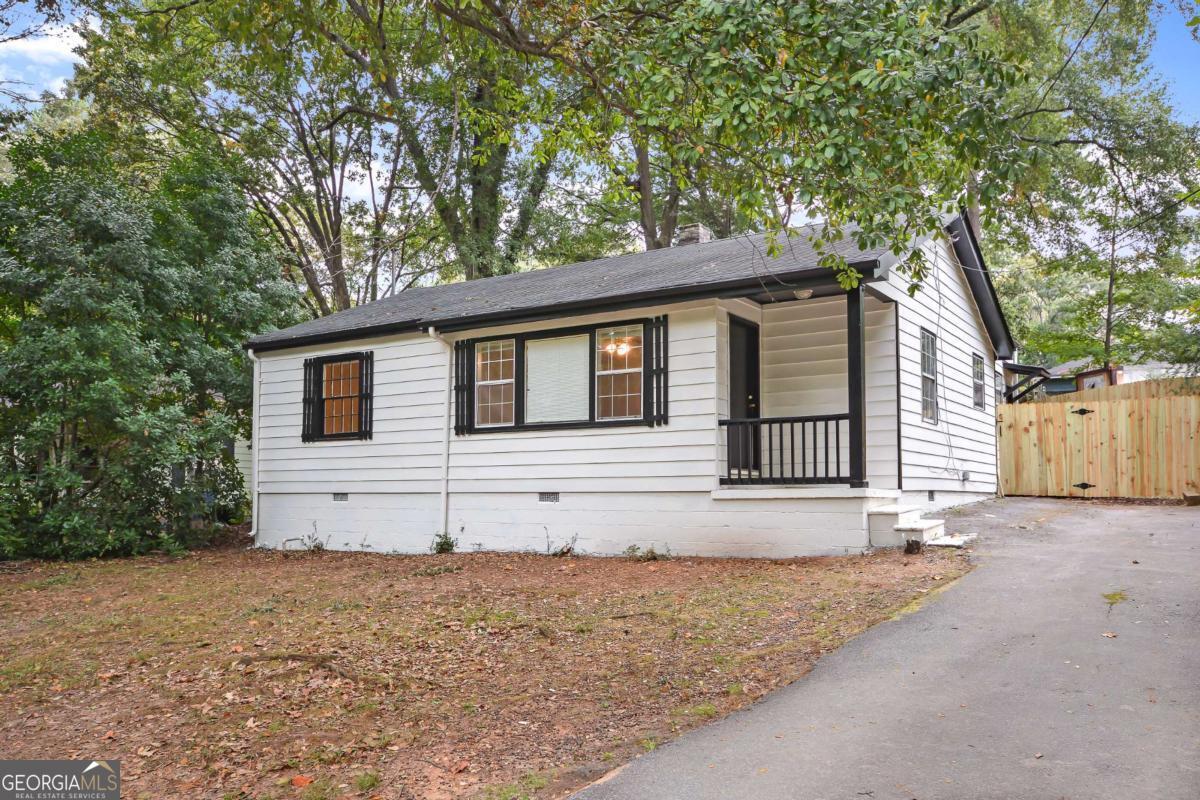 1877 Sumter St Nw Property Photo 1