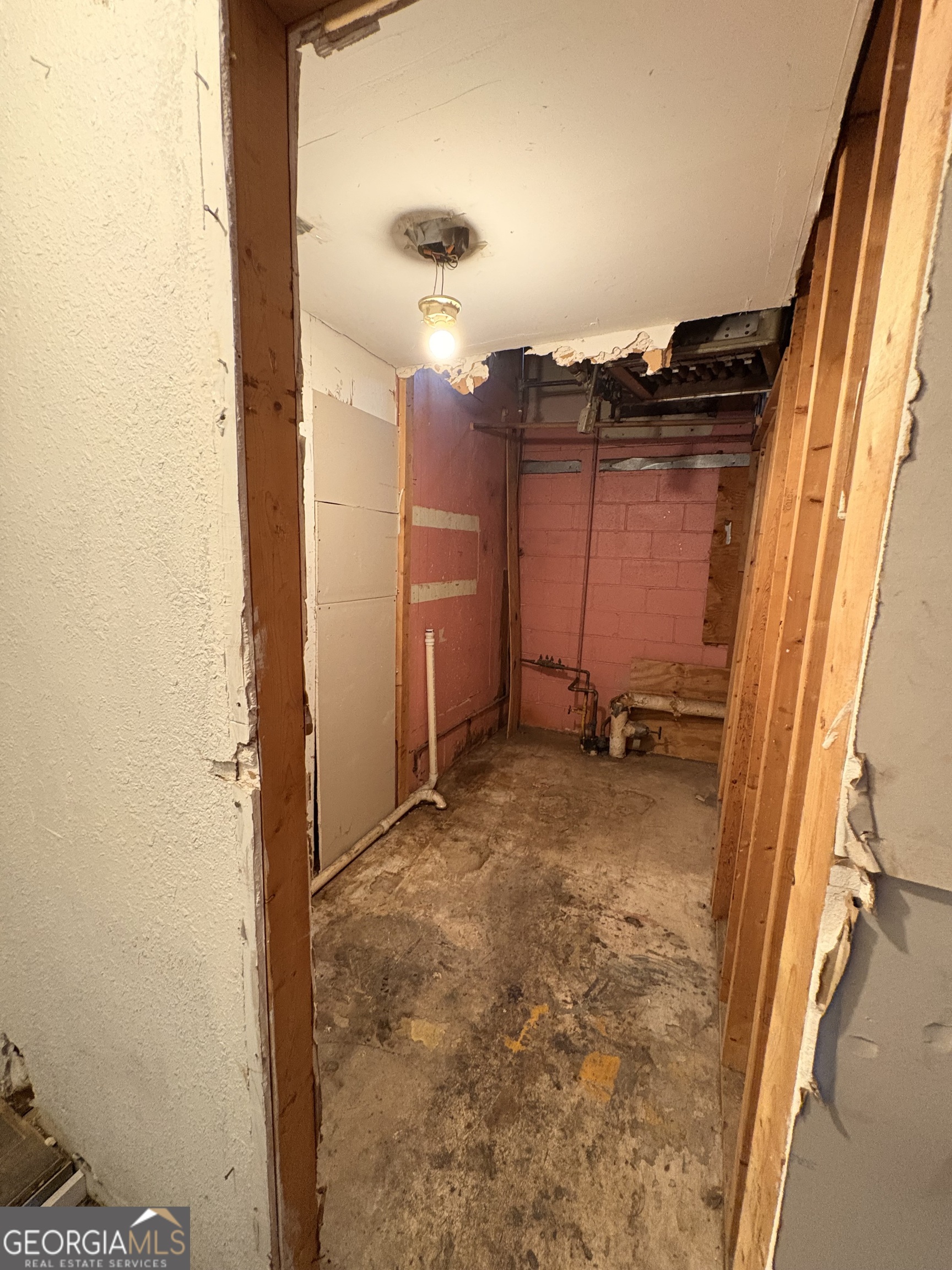 1825.5 Delowe Drive Sw Property Photo 7