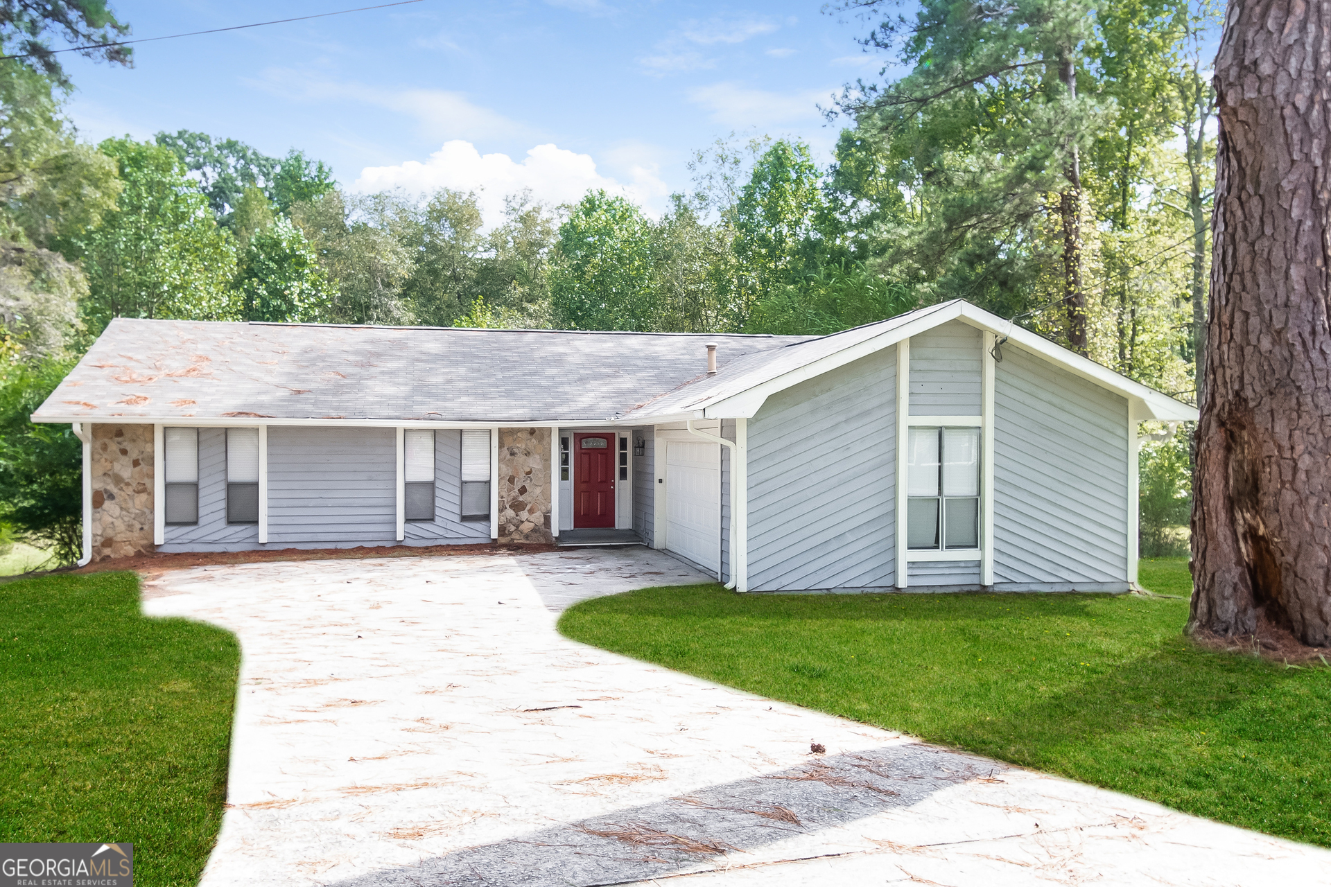 356 Montgomery Place Property Photo 1