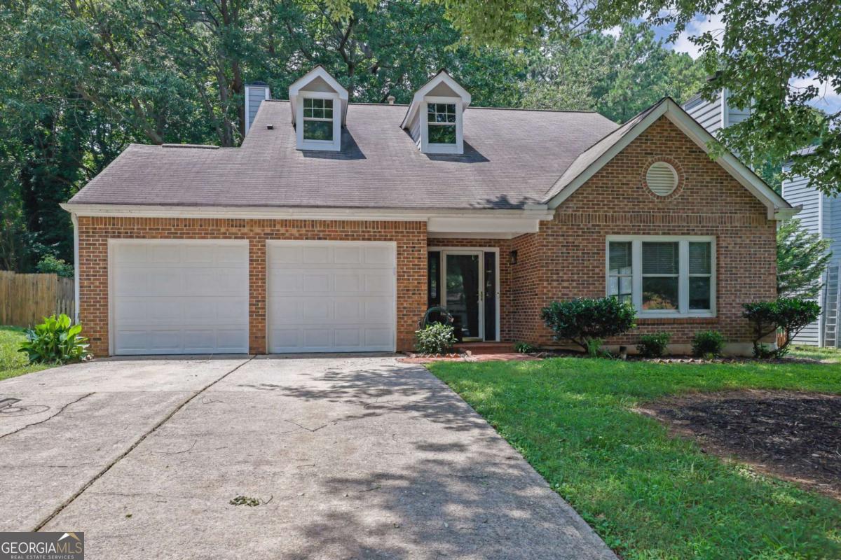 10480 Summer Creek Drive Property Photo 1