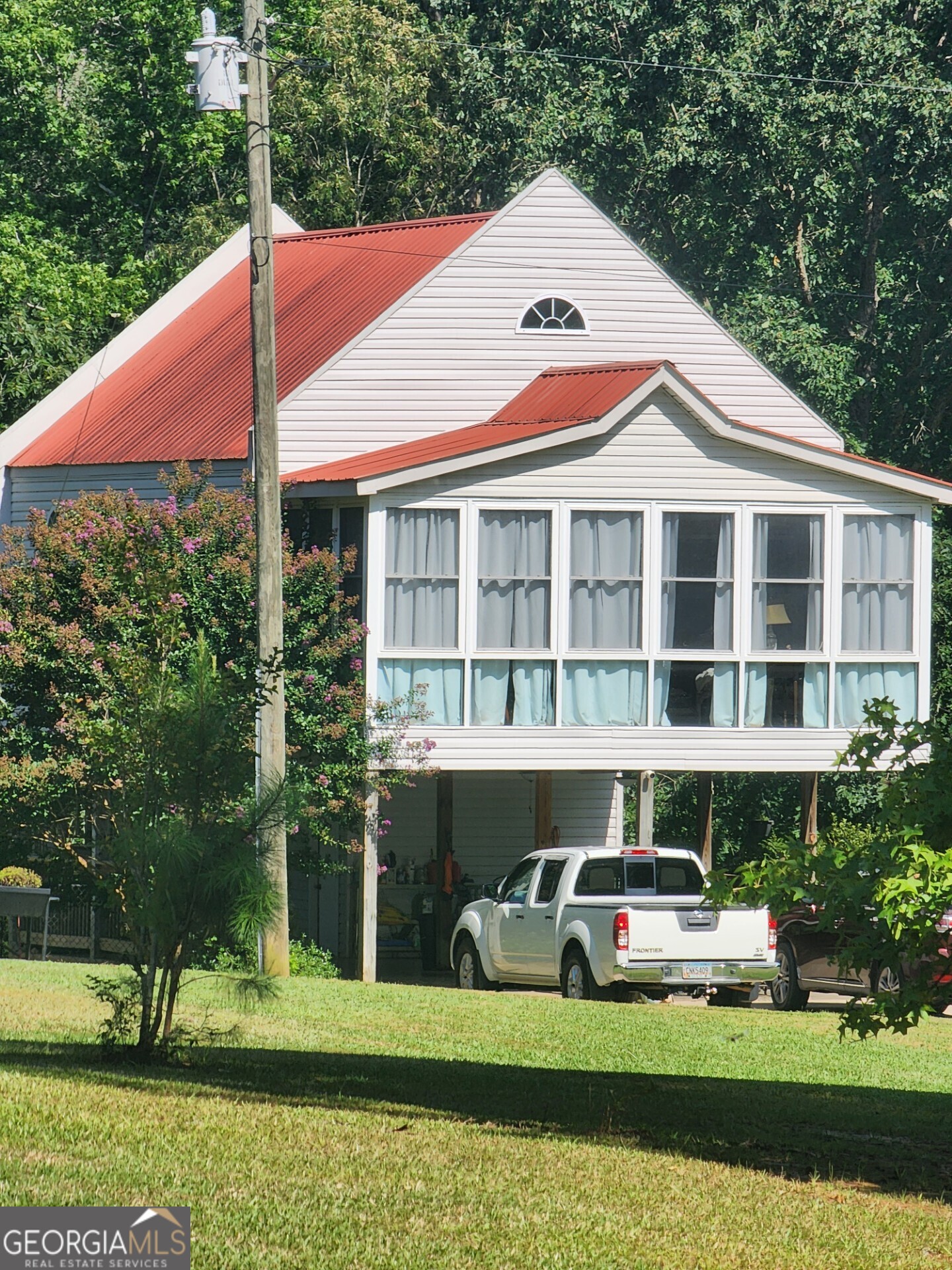 82 Ingram Road Property Photo 1