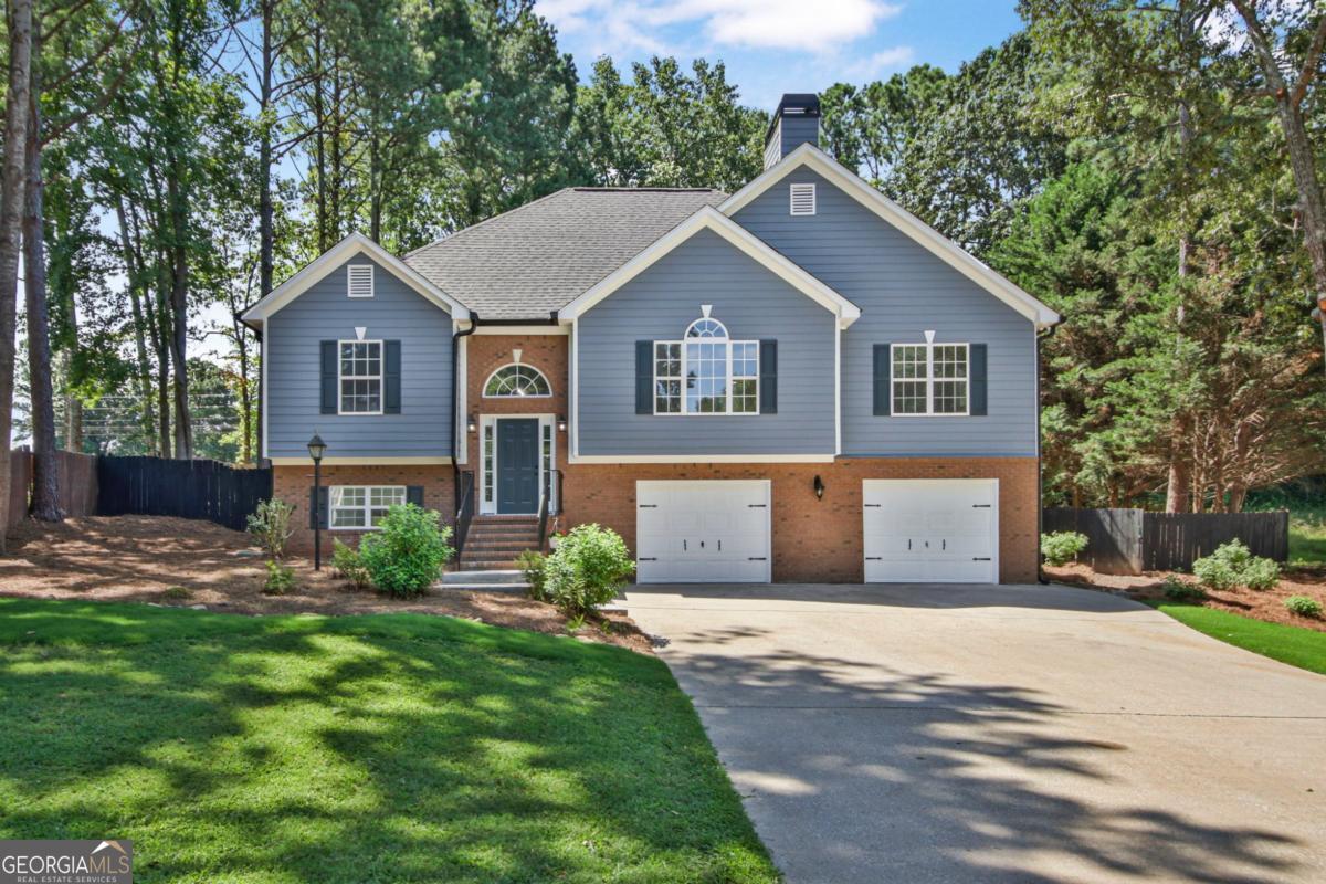 2425 River Place Crossing Property Photo 1