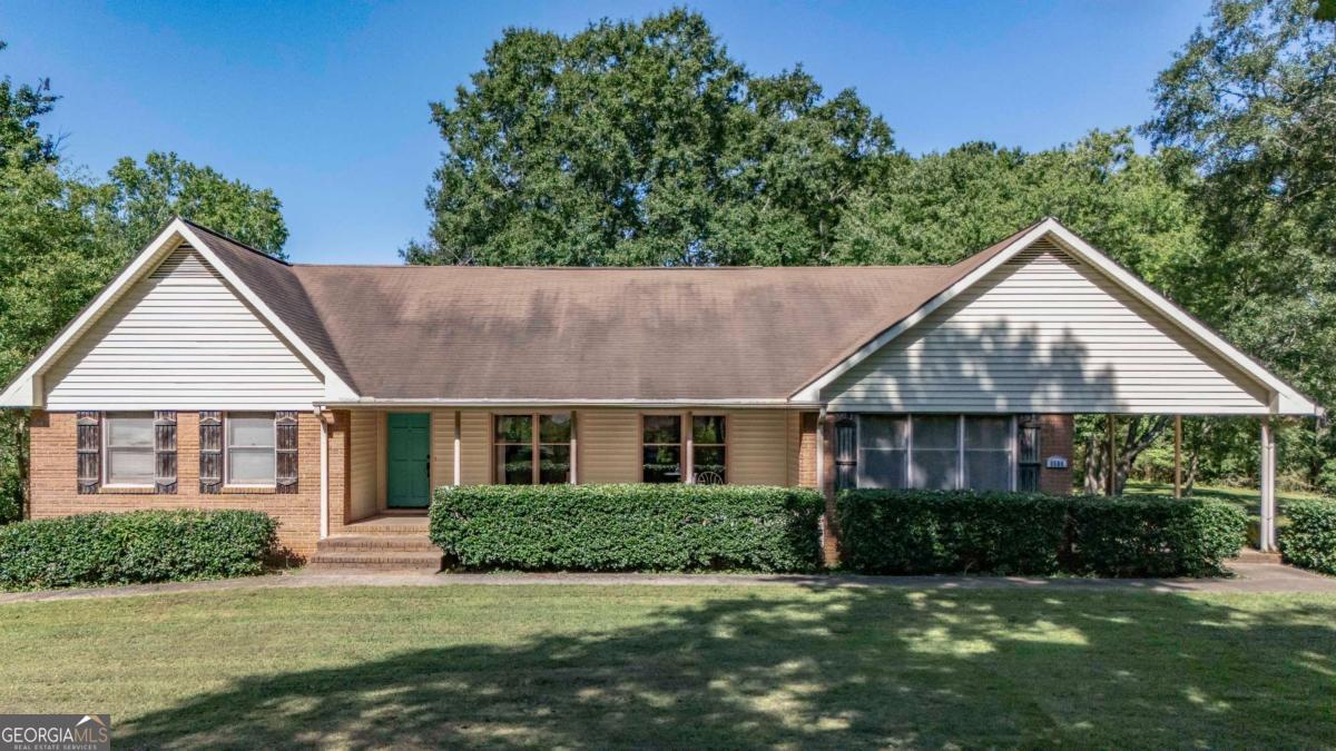 5586 Cave Springs Road Property Photo 1