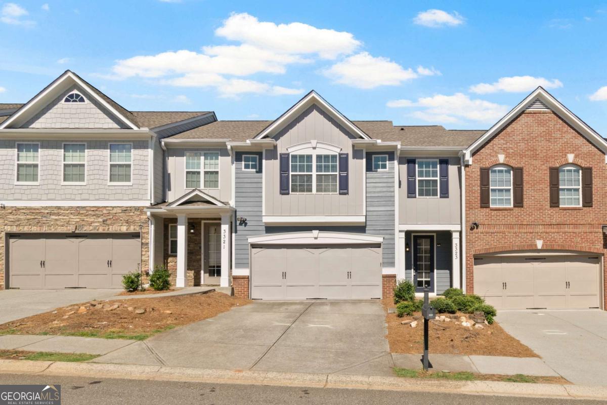 3323 Castleberry Village Circle Property Photo 1
