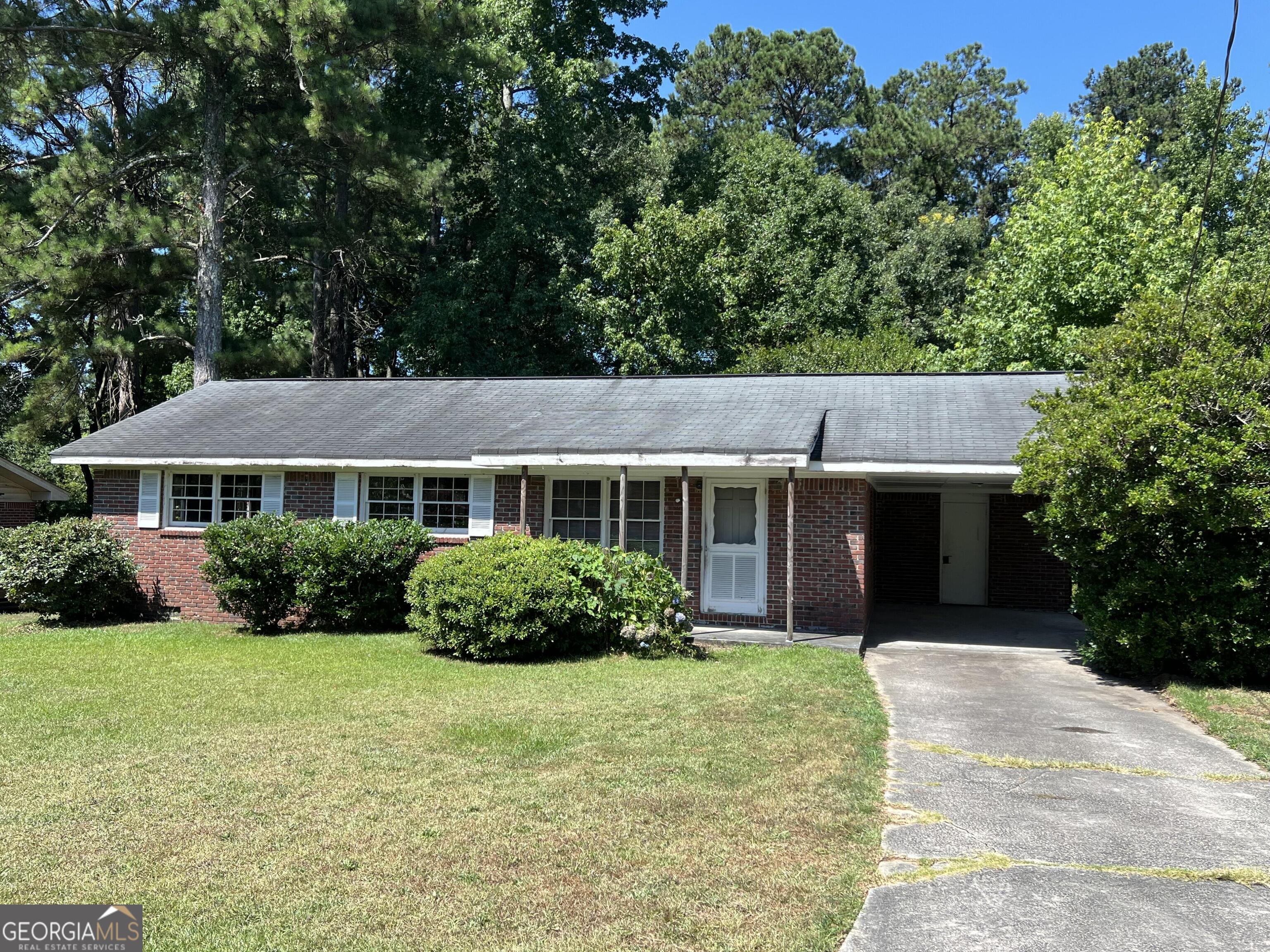 7411 Anderson Place Property Photo 1