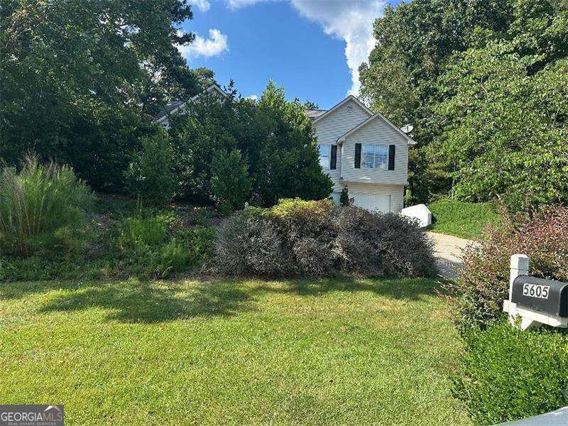5605 Shadewater Drive Property Photo 1