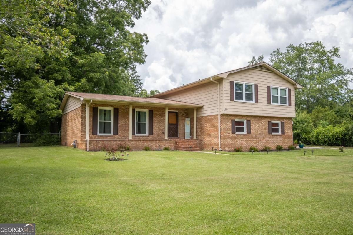 185 Fairway Circle Property Photo 1
