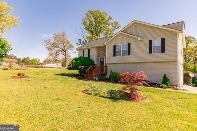 15 Cobblestone Court Property Photo 1