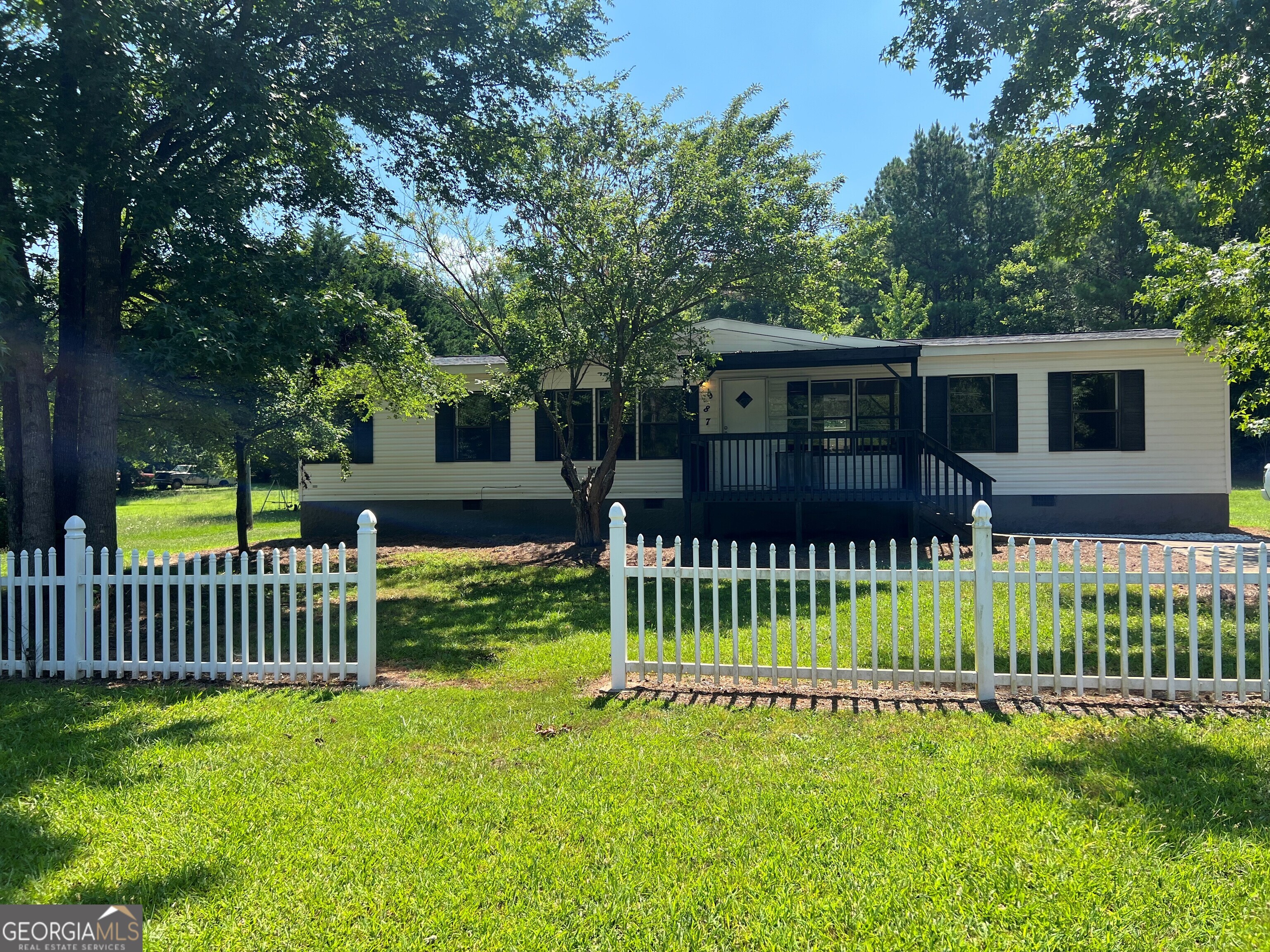 987 Booger Hollow Road SW