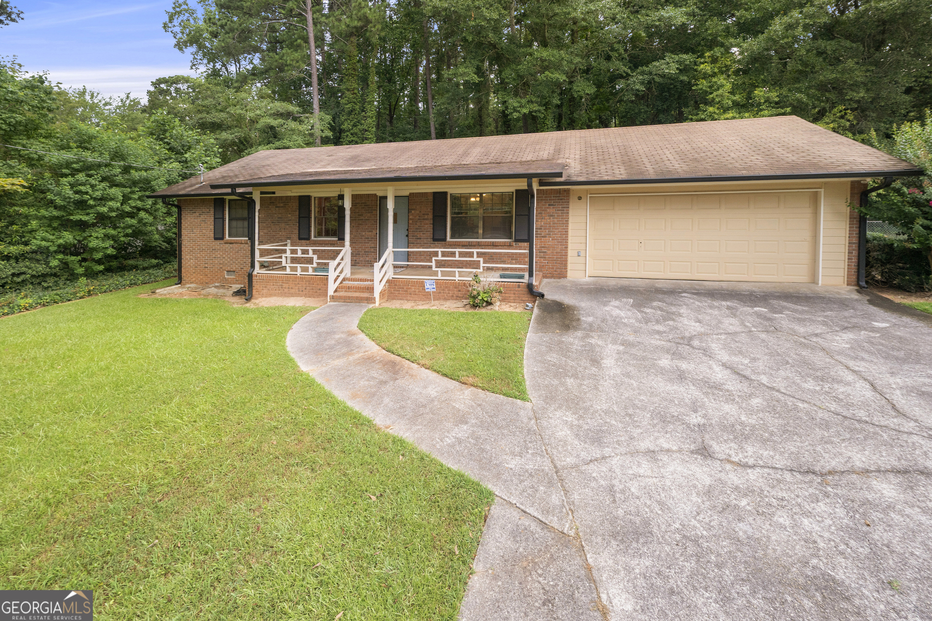 1465 Rockbridge Road Property Photo 1