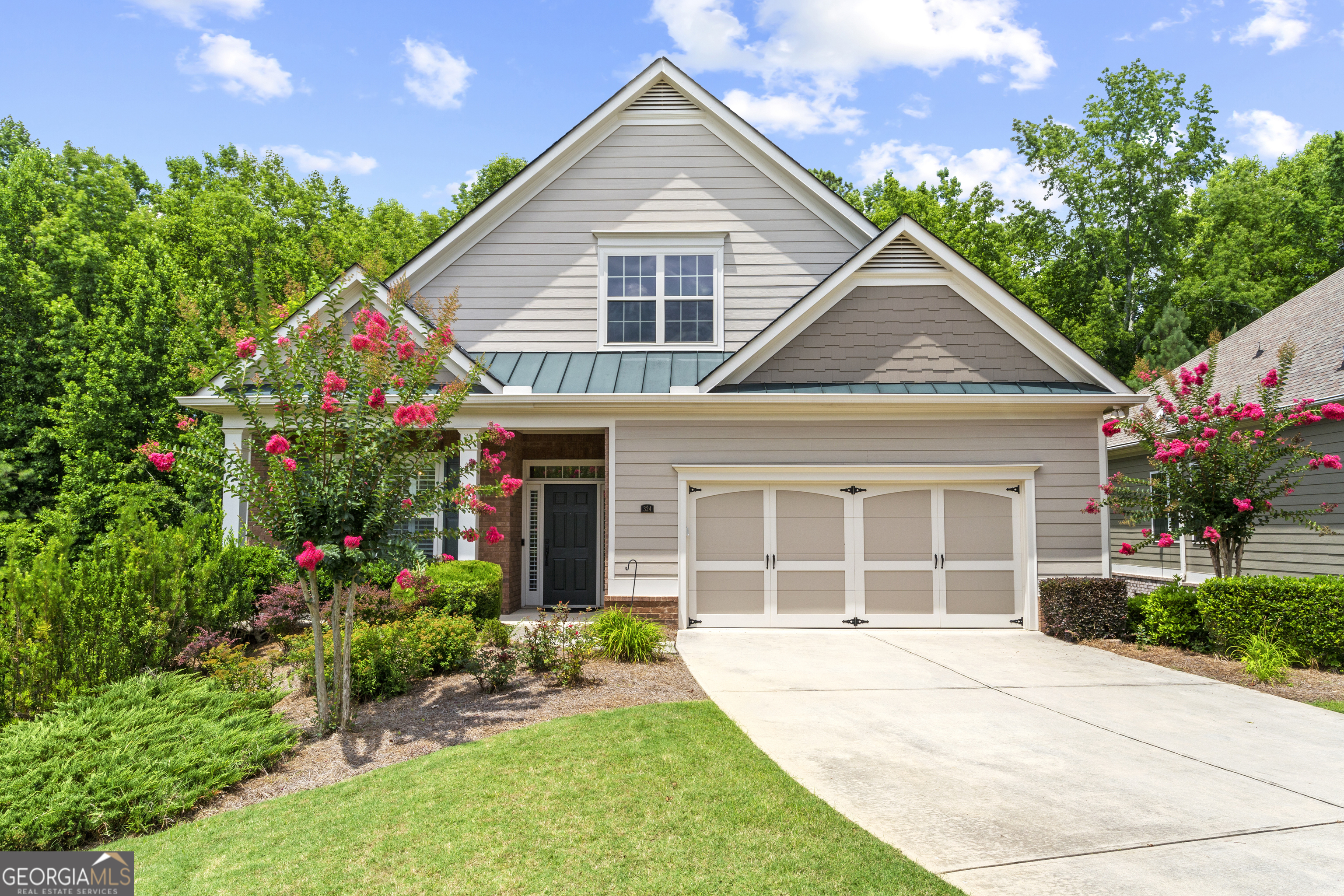 324 Shade Tree Circle Property Photo 1