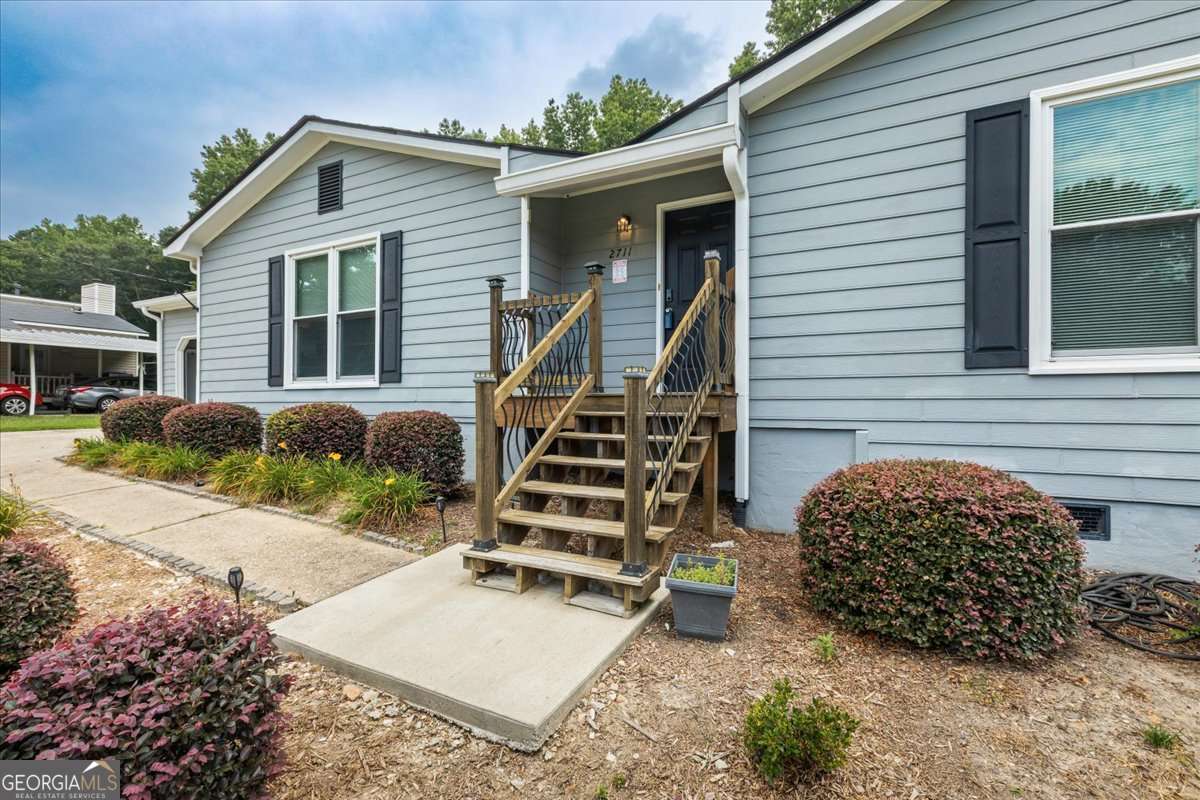 2711 Bluffton Road Property Photo 1