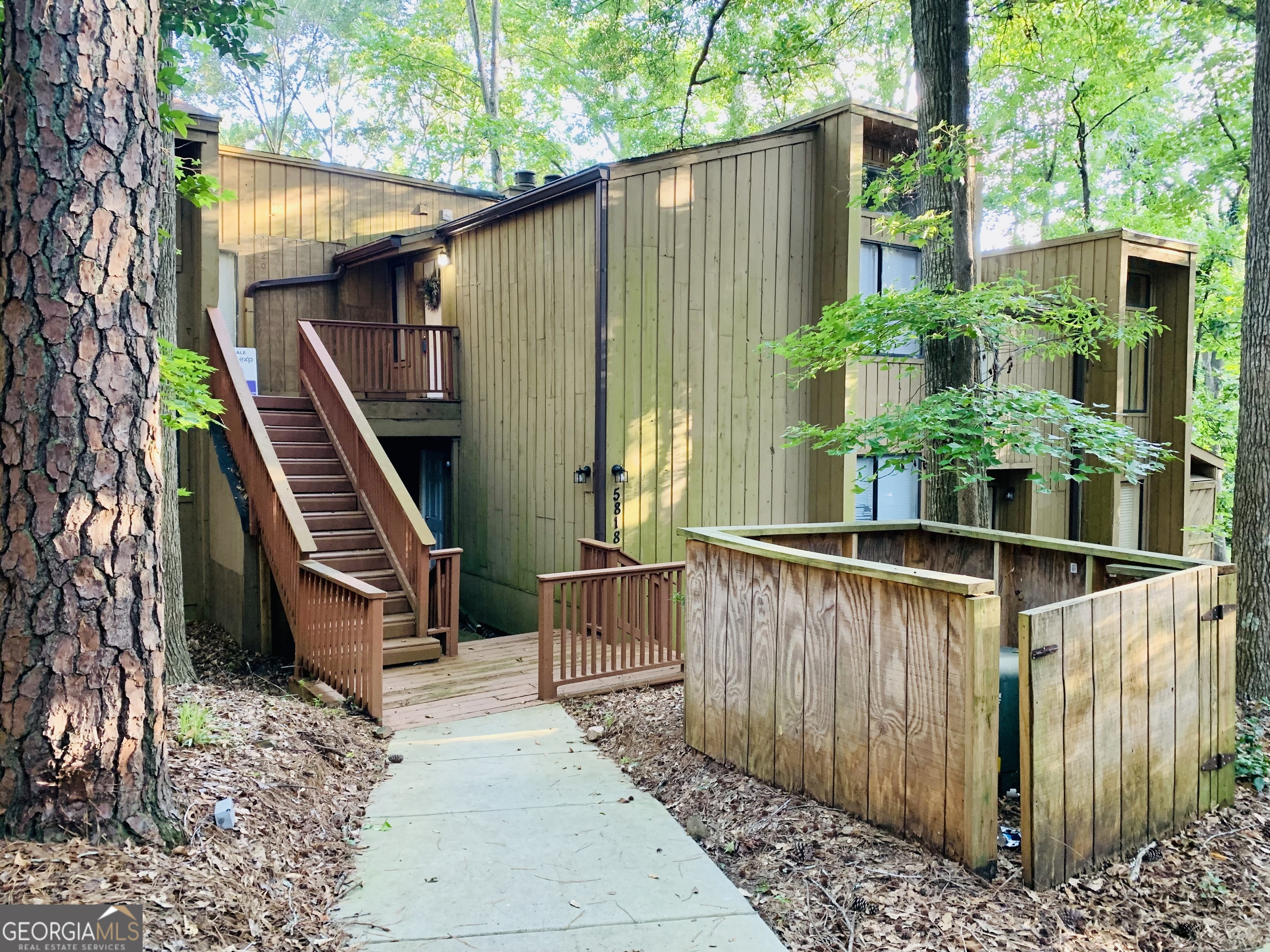 5820 Par Four Court Property Photo 1