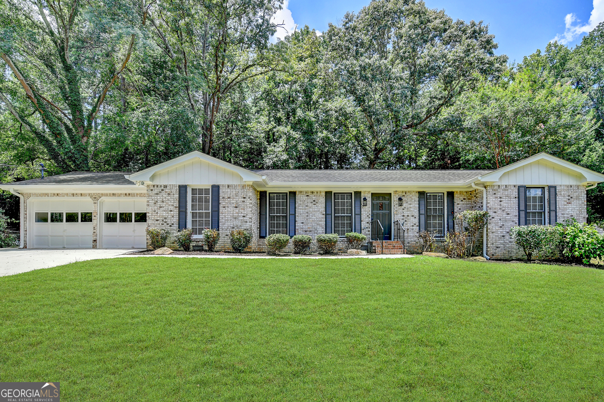 537 Rollingwood Drive