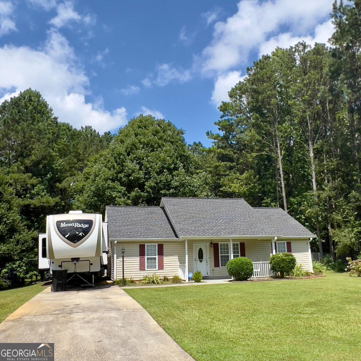 117 Wallace Way Property Photo 1