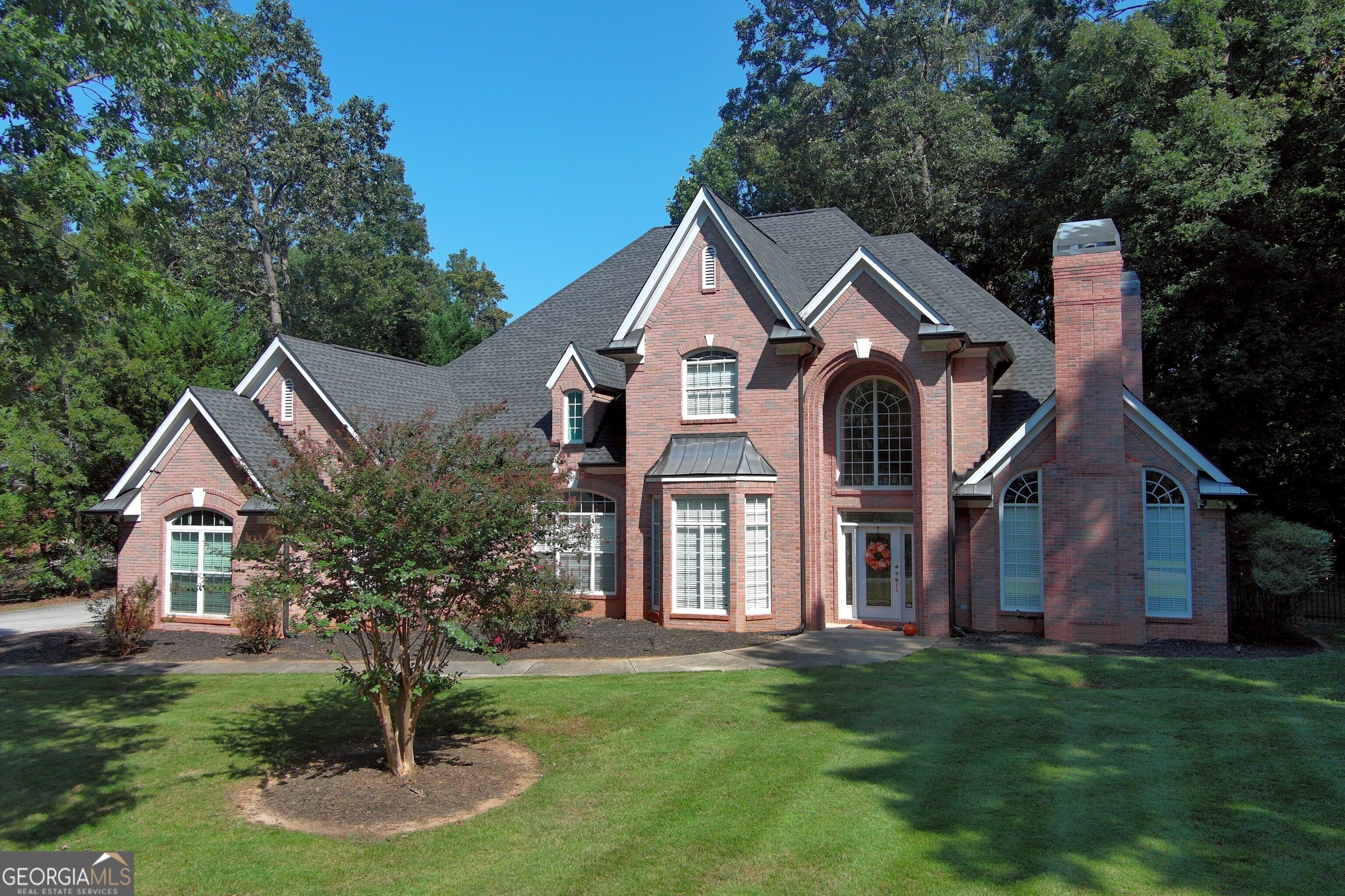 8225 Seven Oaks Drive Property Photo 1