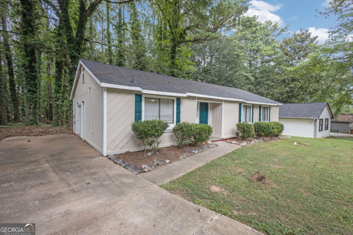 59 Burnham Circle Property Photo 1