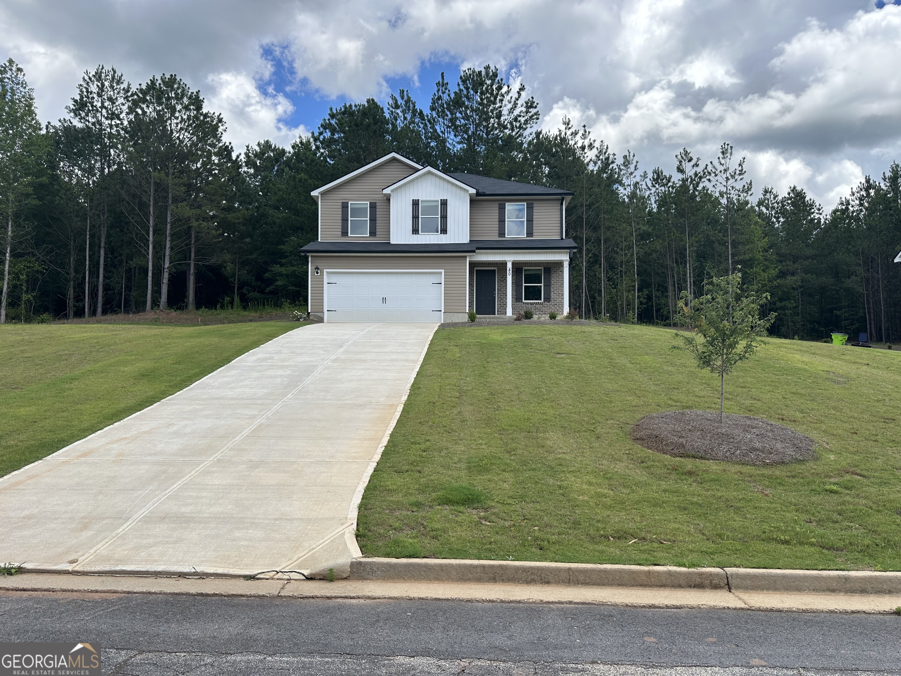 80 Heyman Drive # 11 Property Photo 1
