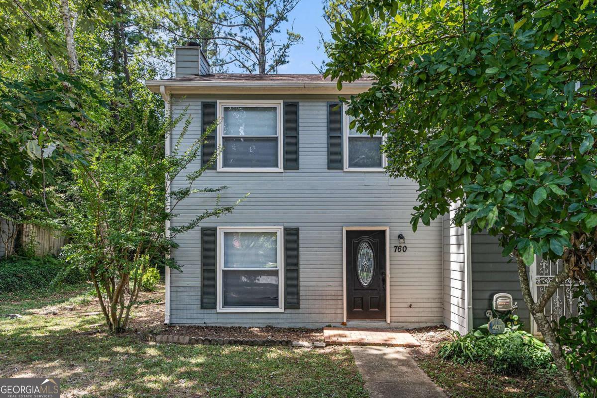 760 Jamestown Crossing Property Photo 1