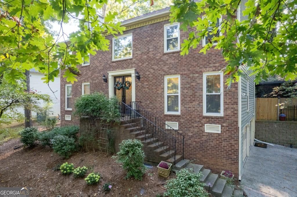 2339 Milstead Circle Property Photo 1
