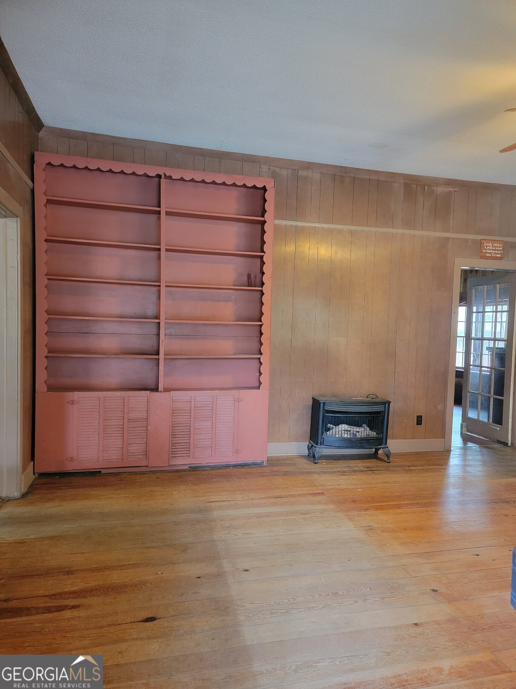 346 Oliver Street Property Photo 5