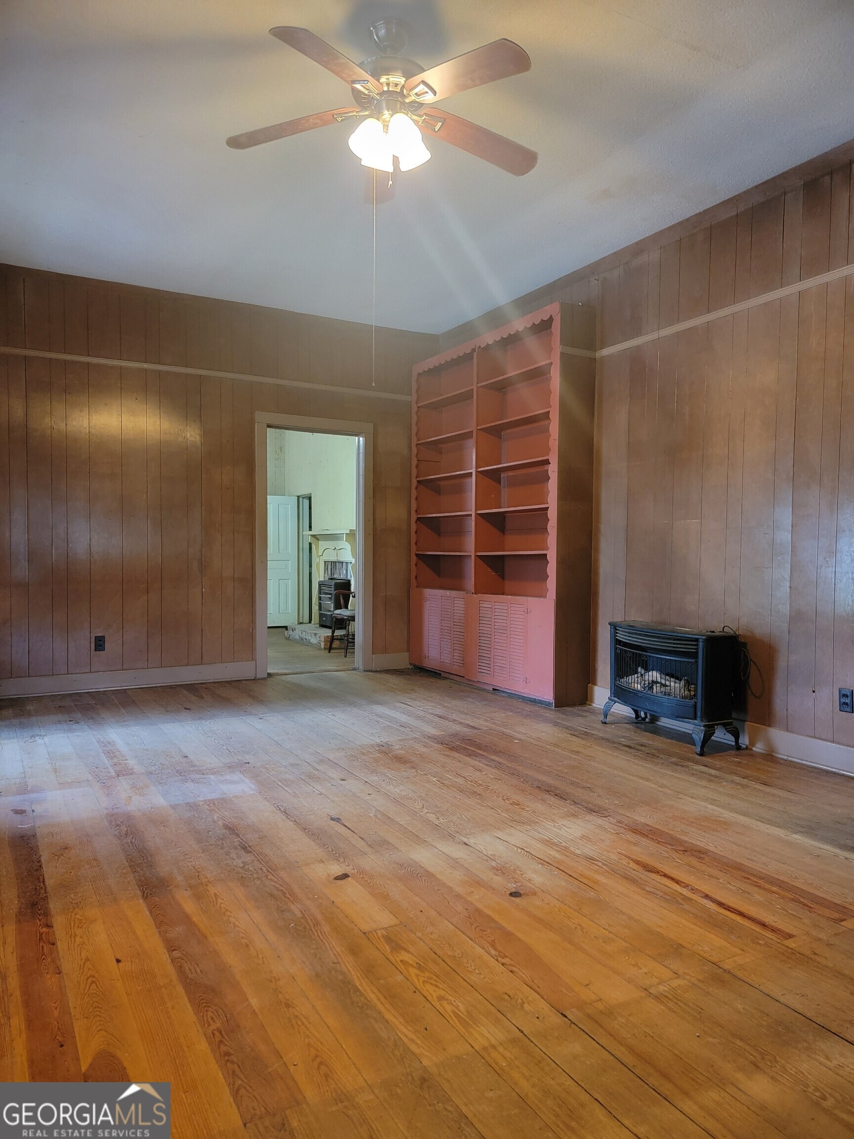 346 Oliver Street Property Photo 7