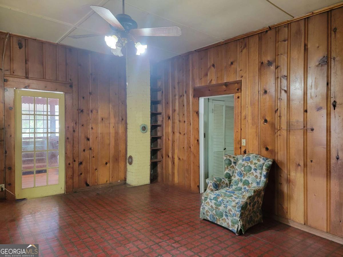 346 Oliver Street Property Photo 23