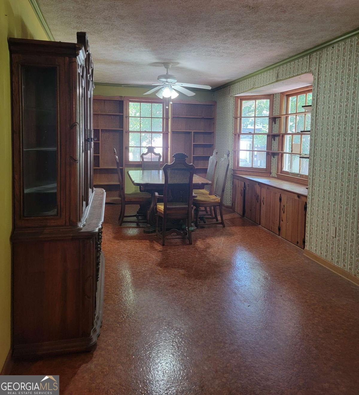 346 Oliver Street Property Photo 32