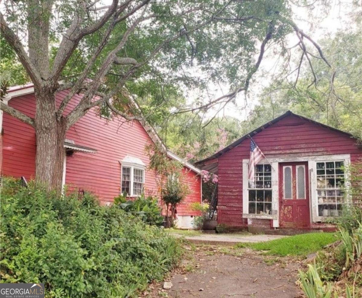346 Oliver Street Property Photo 47