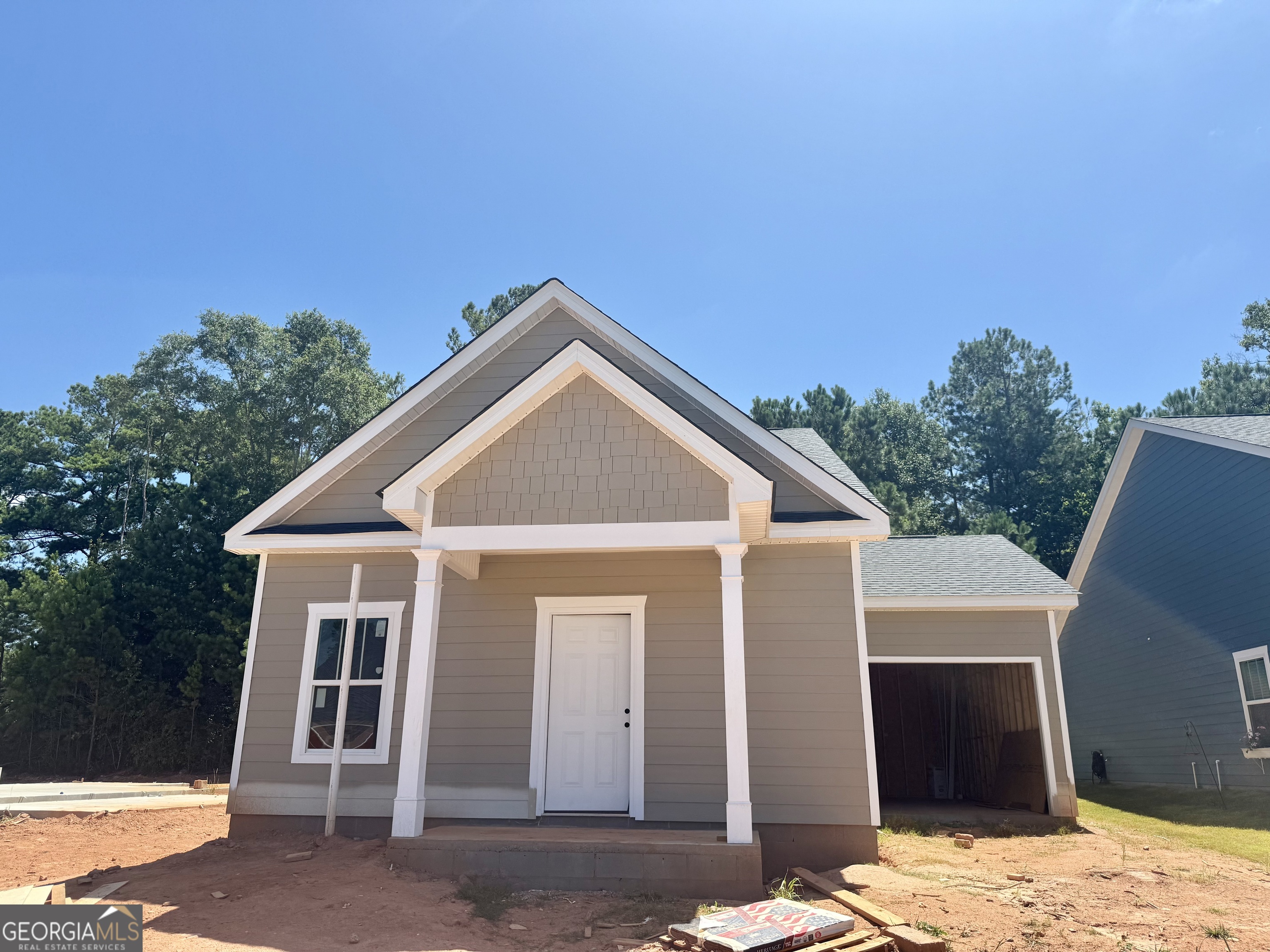 224 Lenox Circle Property Photo 1