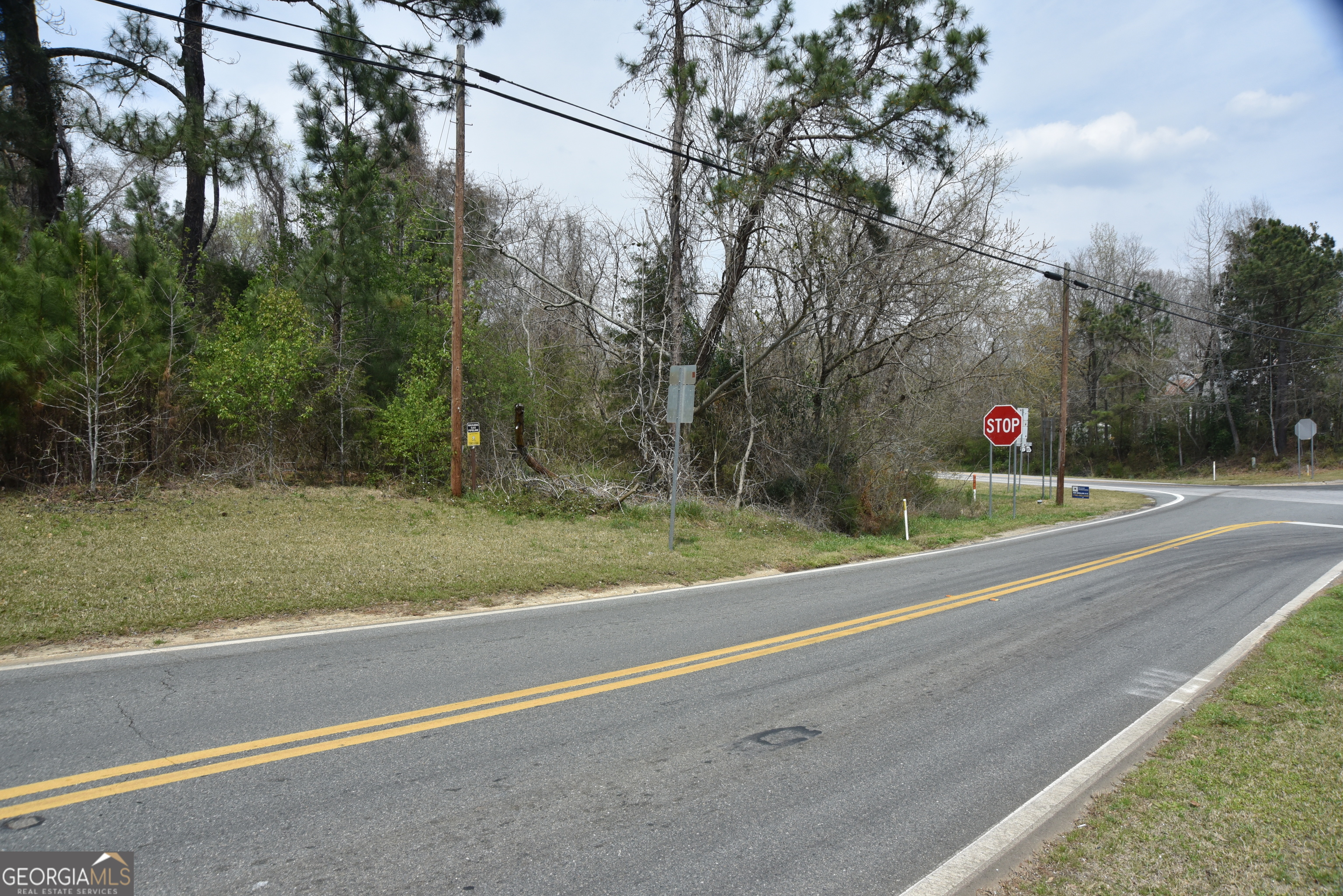 0 Main Property Photo 17