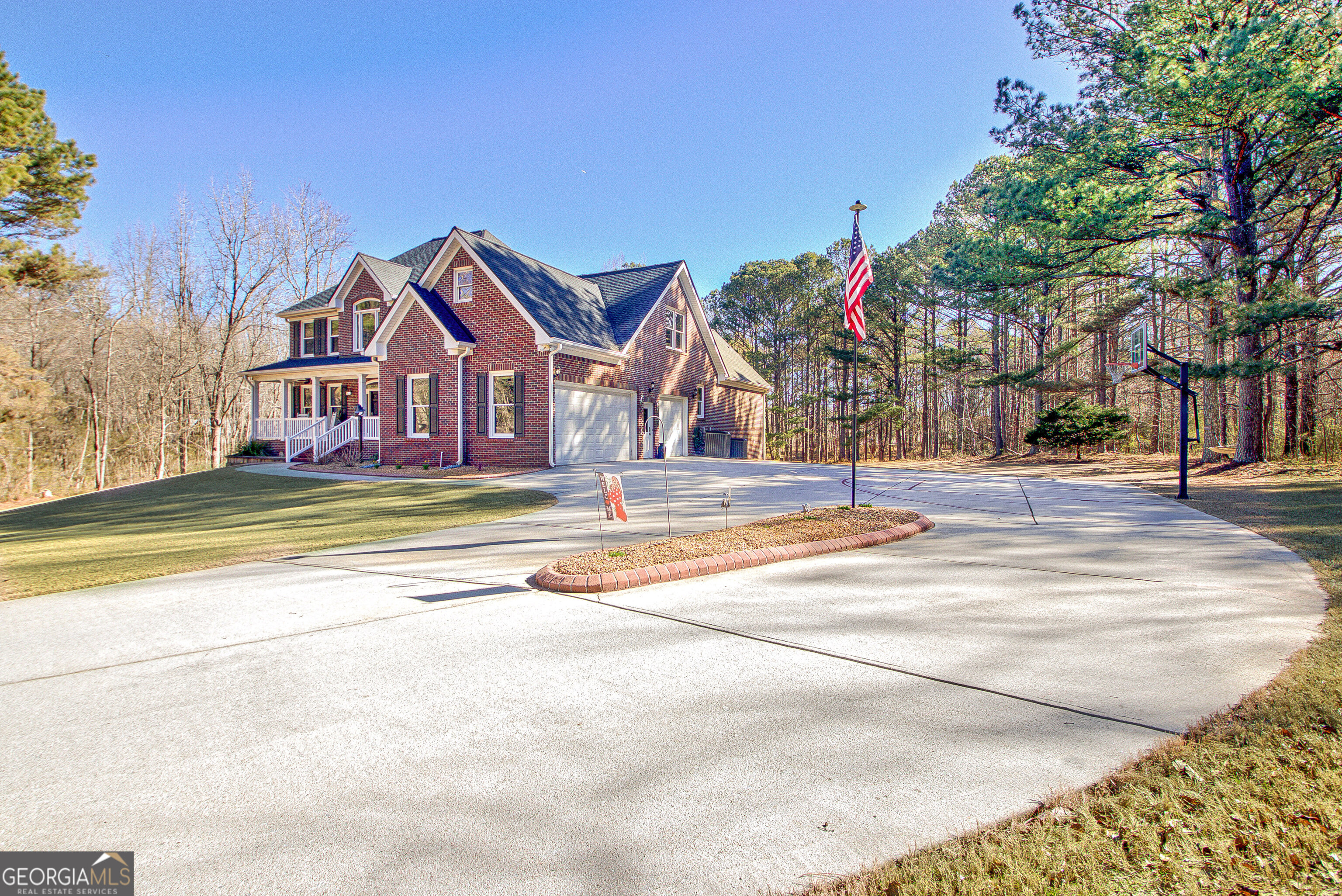 671 Ellison Road Property Photo 1