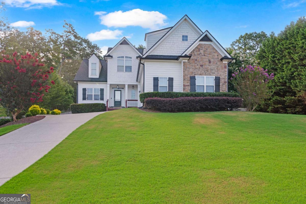 12 Thunder Hawk Lane Ne Property Photo 1