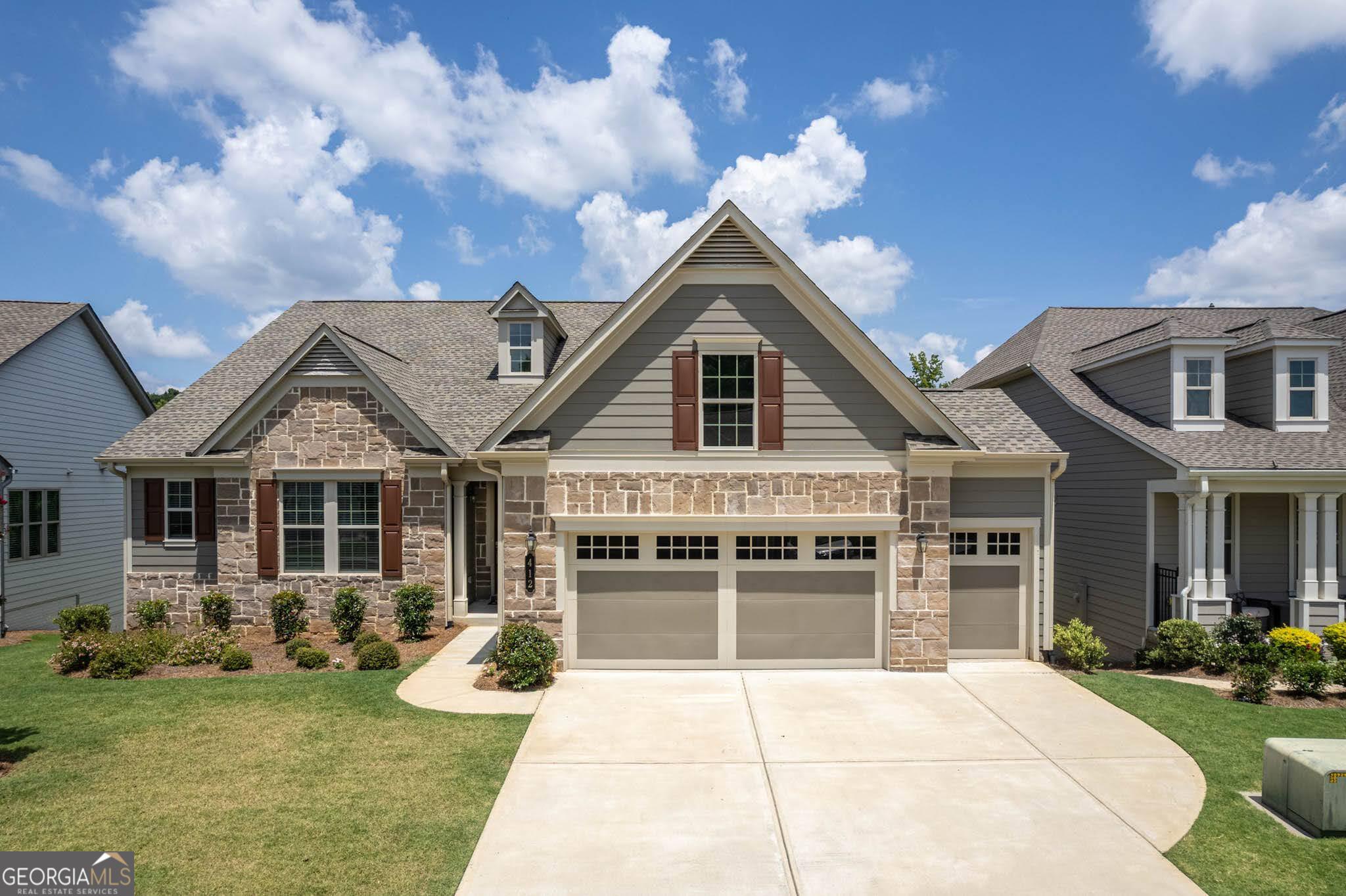 412 Cottonwood Cir Property Photo 1