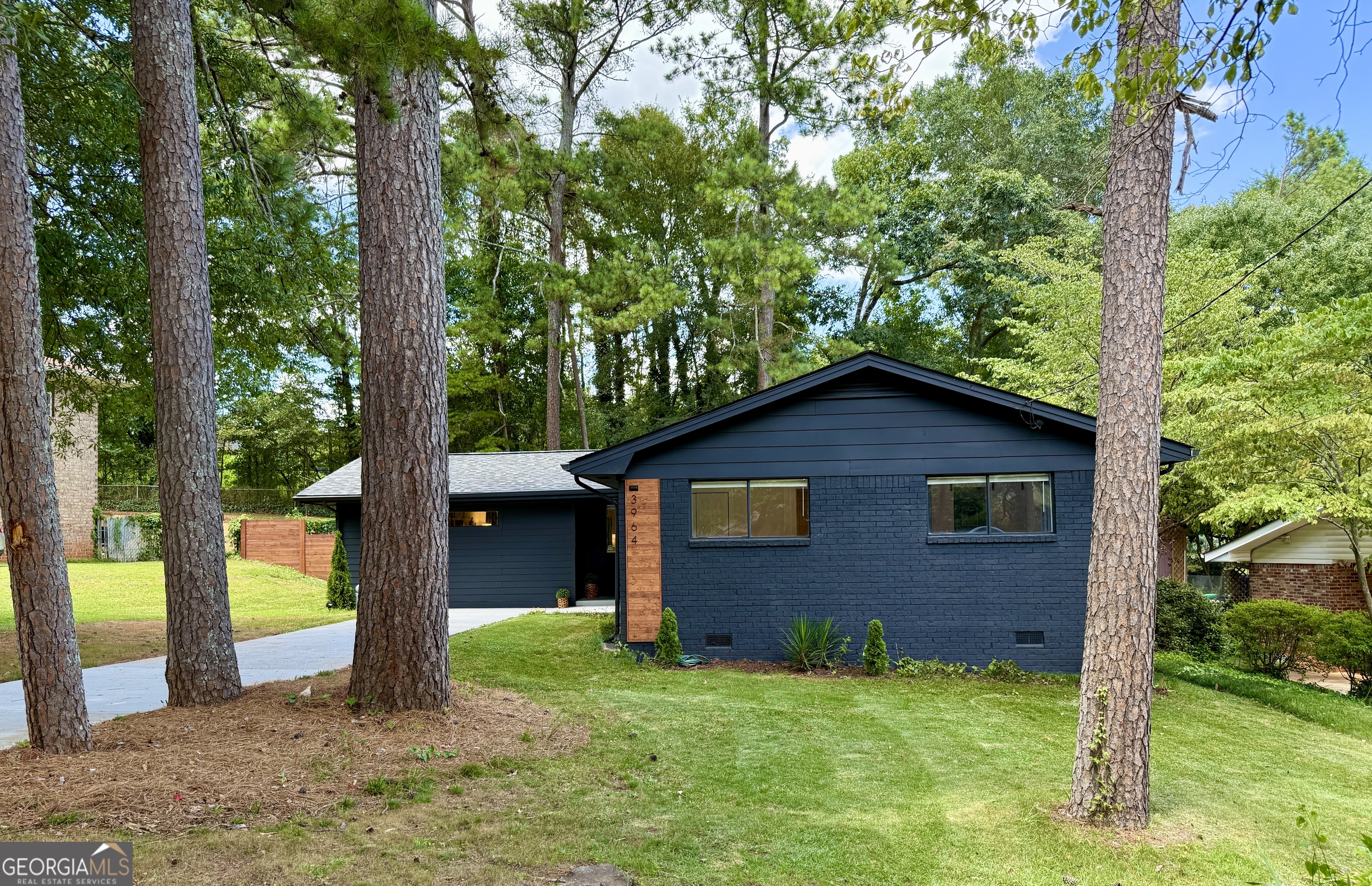 3964 Gretna Green Drive Property Photo 1