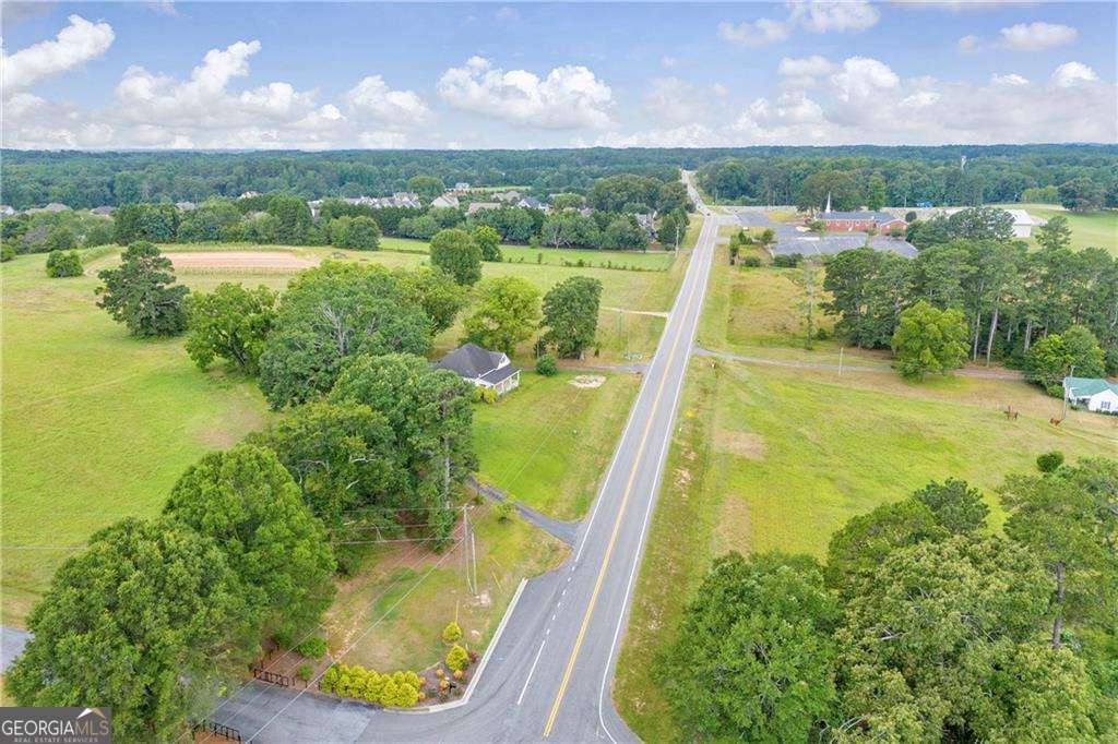 2671 Harbins Road Se Property Photo 14